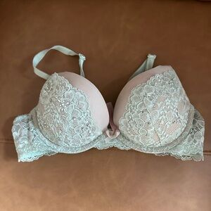 Victoria’s Secret Dream Angels Bra